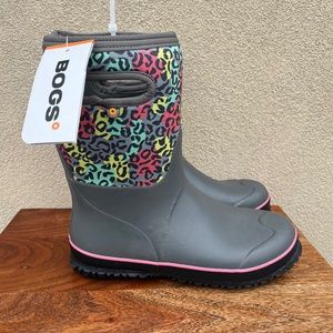 NEW Bogs Grasp Leopard Pull On Winter Snow Boots Youth 3